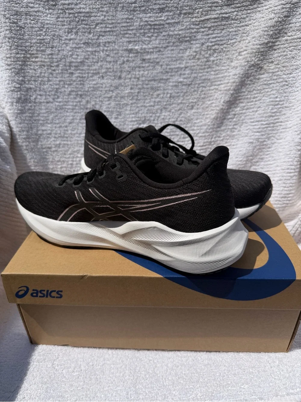 ASICS Versablast 4 Women’s Running Shoes Size 8.5 Black Morganite NEW w/ Box